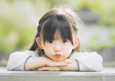 女孩子名字简单大气,女生聪明有福气的名字