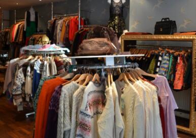 好听的服装店名简约唯美250个
