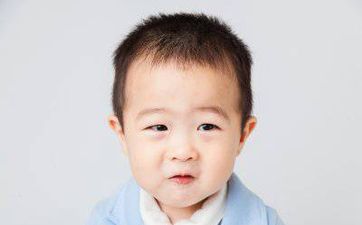 姓蛇的男孩霸气名字两个字（精选650个）